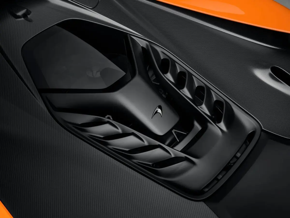 McLaren W1 2024 – н.в. Купе — сүрөт 12