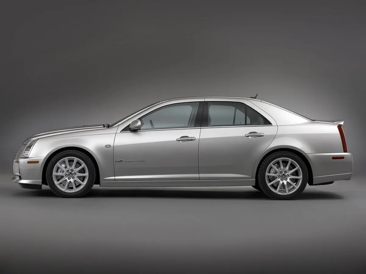 Cadillac STS-V I Седан — сүрөт 2