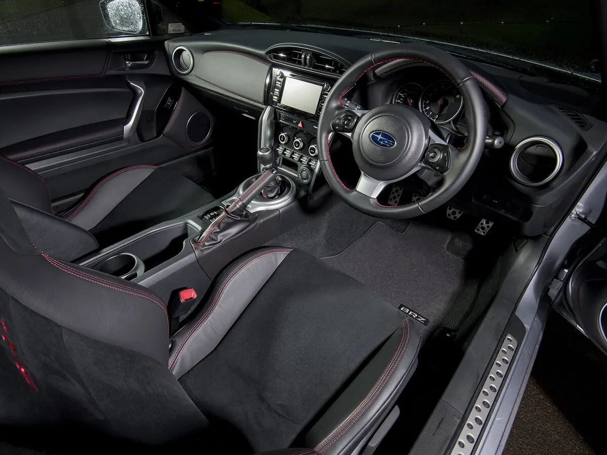 Subaru BRZ I Рестайлинг Купе — фото 5