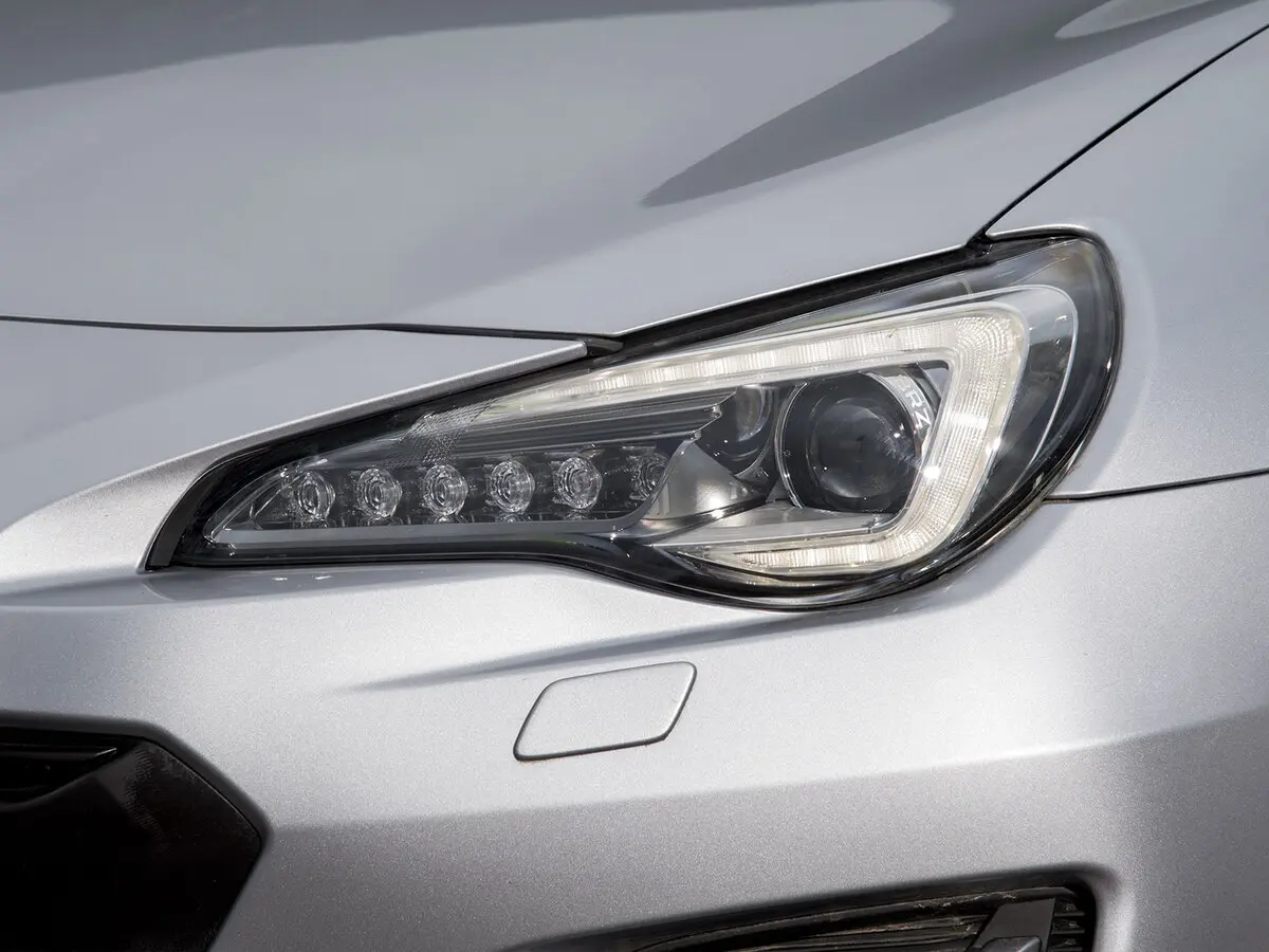 Subaru BRZ I Рестайлинг Купе — фото 8