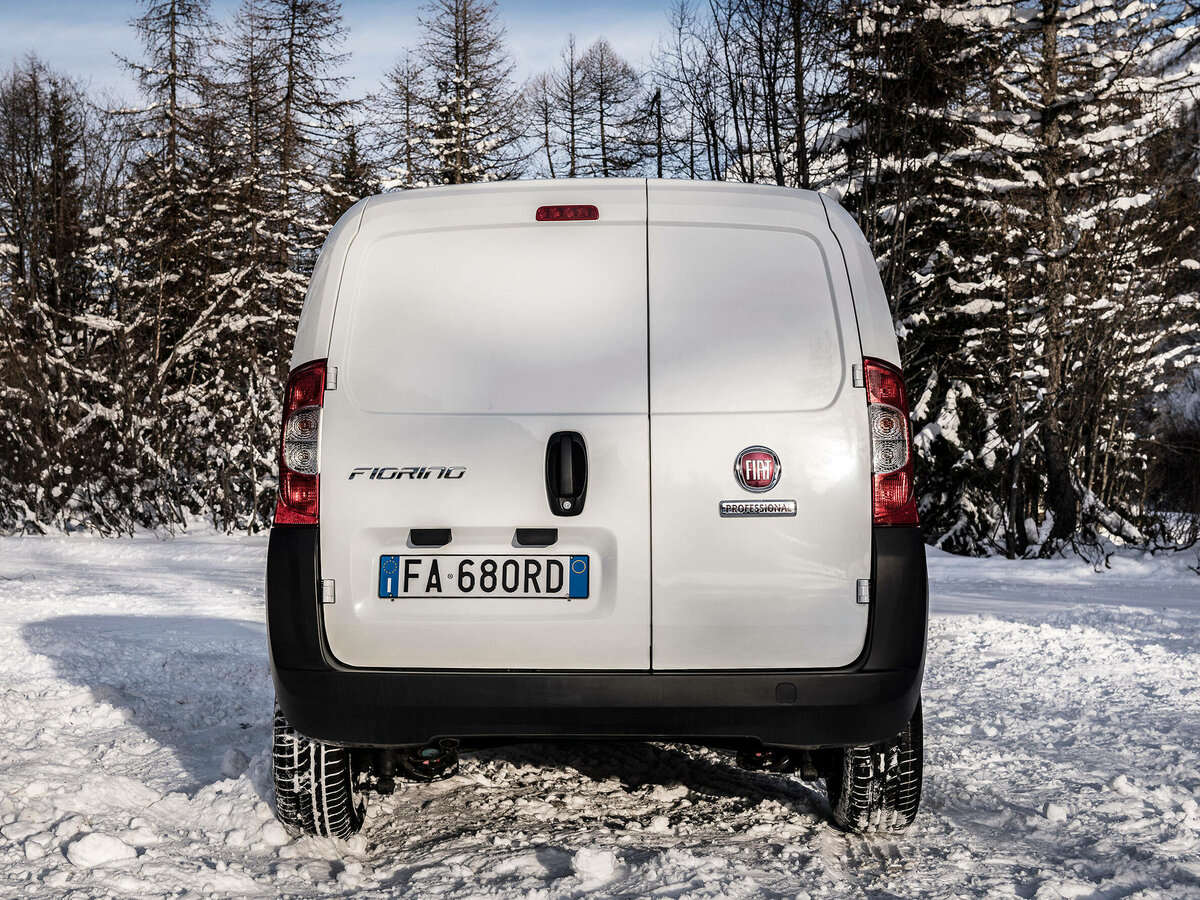 Fiat Fiorino III Рестайлинг Фургон — фото 3