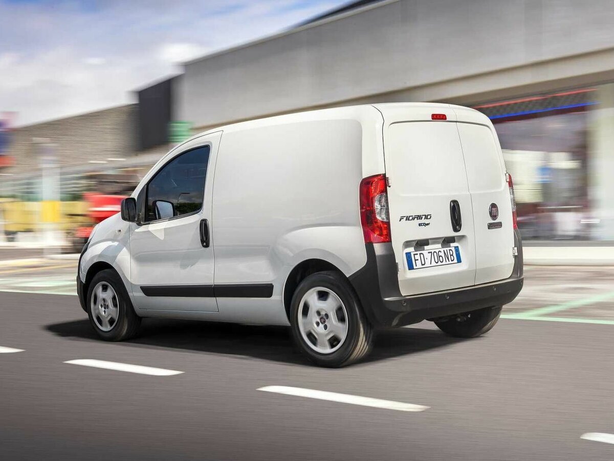 Fiat Fiorino III Рестайлинг Фургон — фото 4