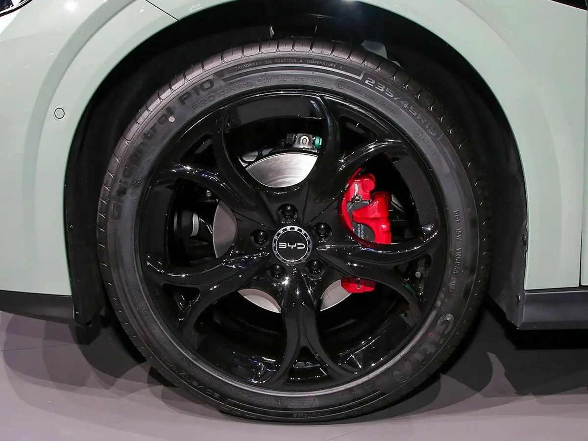 BYD Seal 06 GT 2024 – н.в. Хэтчбек 5 дв. — 照片 12