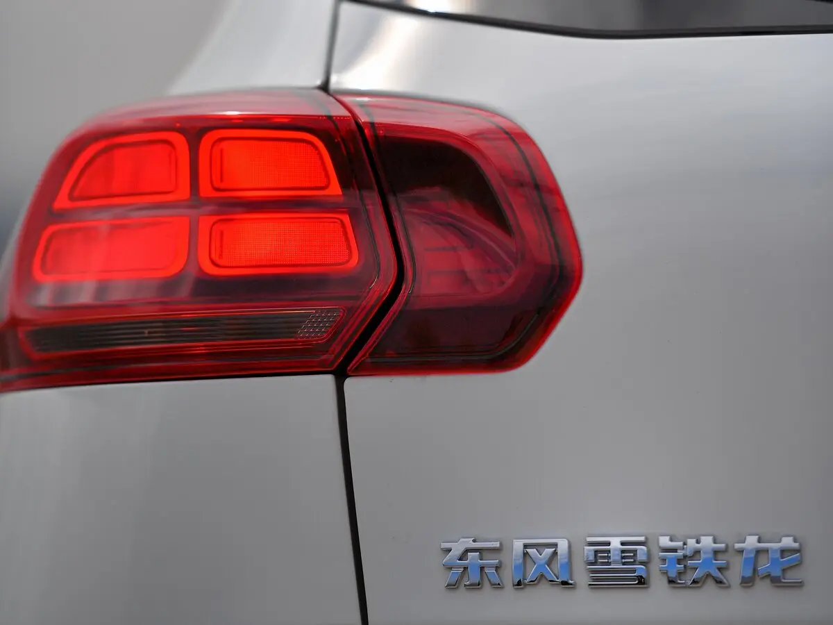 Citroen C3-XR I Рестайлинг Хэтчбек 5 дв. — сүрөт 11