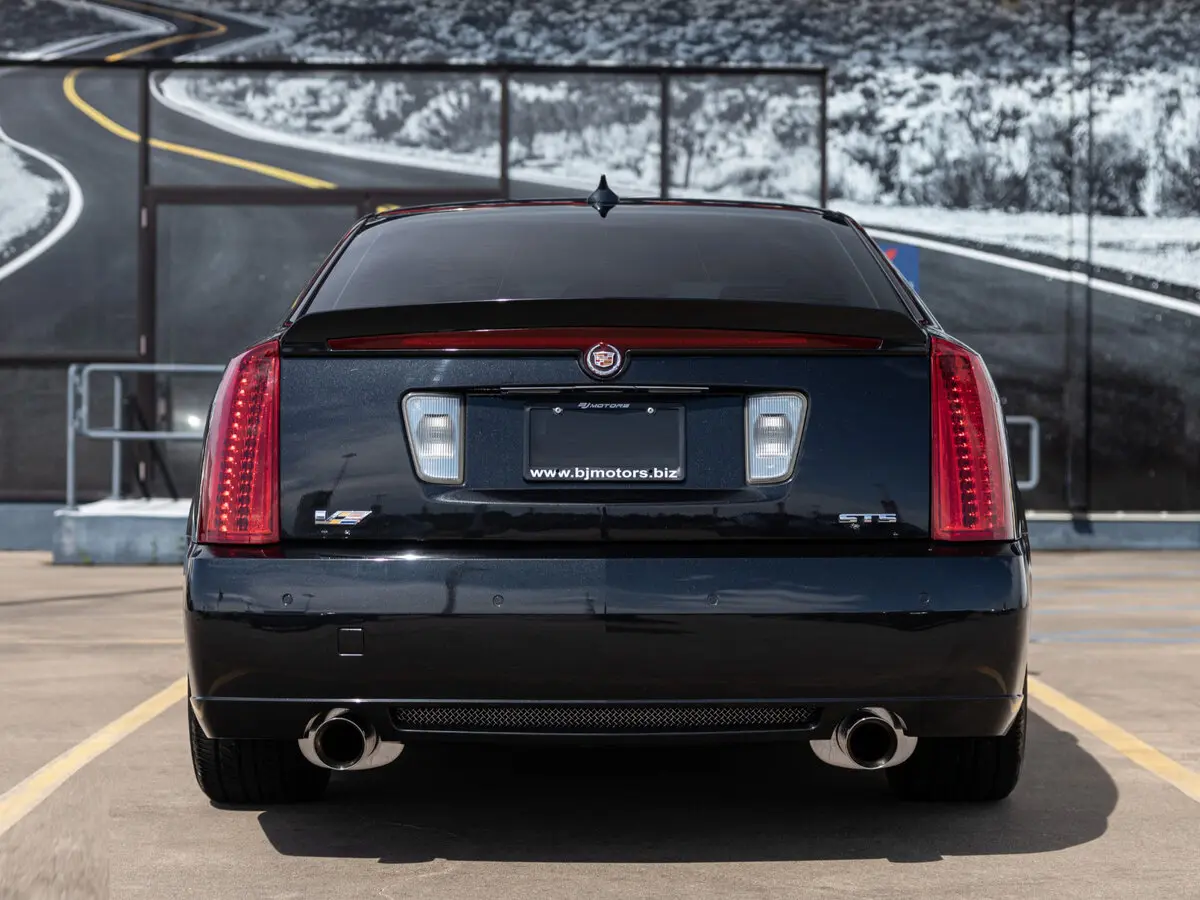 Cadillac STS-V I Рестайлинг Седан — сүрөт 4