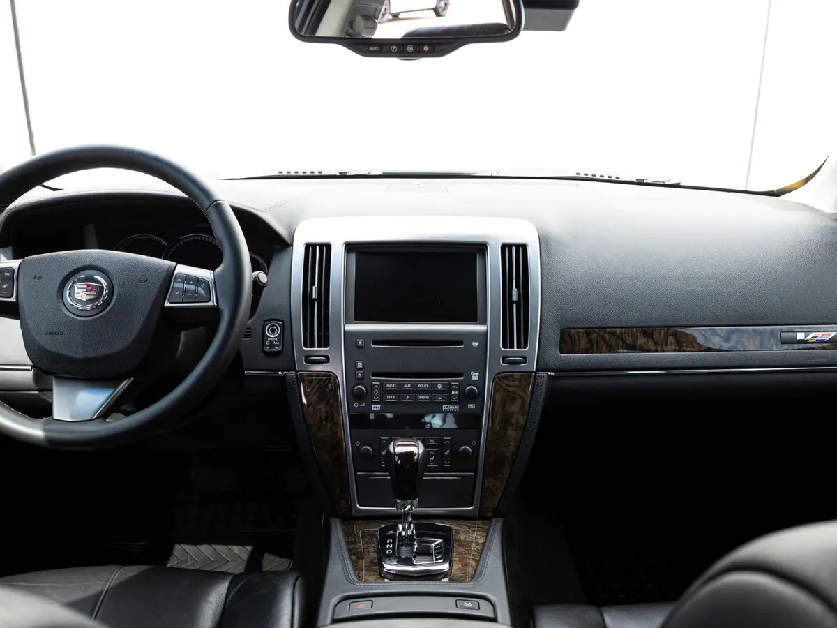 Cadillac STS-V I Рестайлинг Седан — сүрөт 6