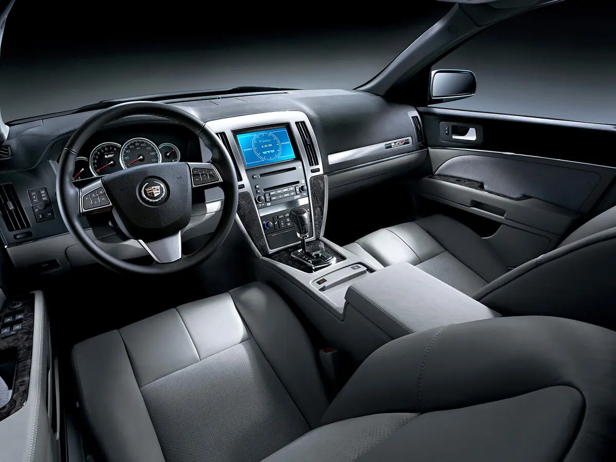 Cadillac STS-V I Рестайлинг Седан — сүрөт 7