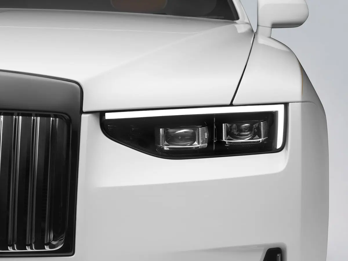 Rolls-Royce Ghost II Рестайлинг (Series II) Седан — фото 11