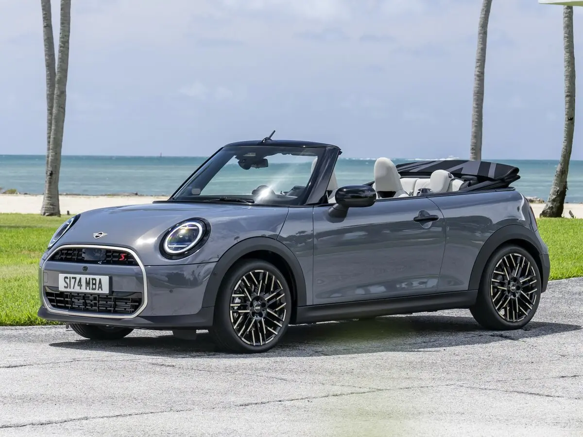 Mini Cabrio IV Кабриолет
