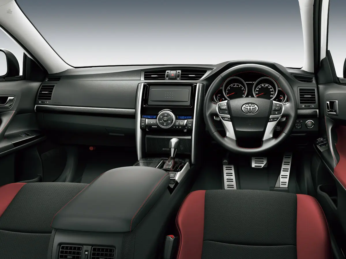 Toyota Mark X II Рестайлинг 2 Седан — фото 4