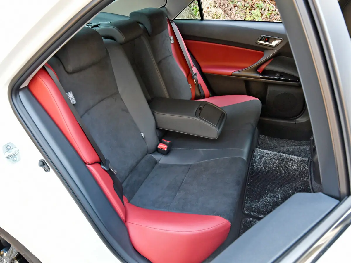 Toyota Mark X II Рестайлинг 2 Седан — фото 9