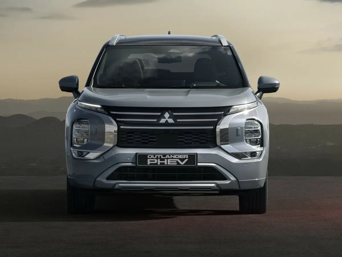 Mitsubishi Outlander IV Рестайлинг Внедорожник 5 дв. — сүрөт 3