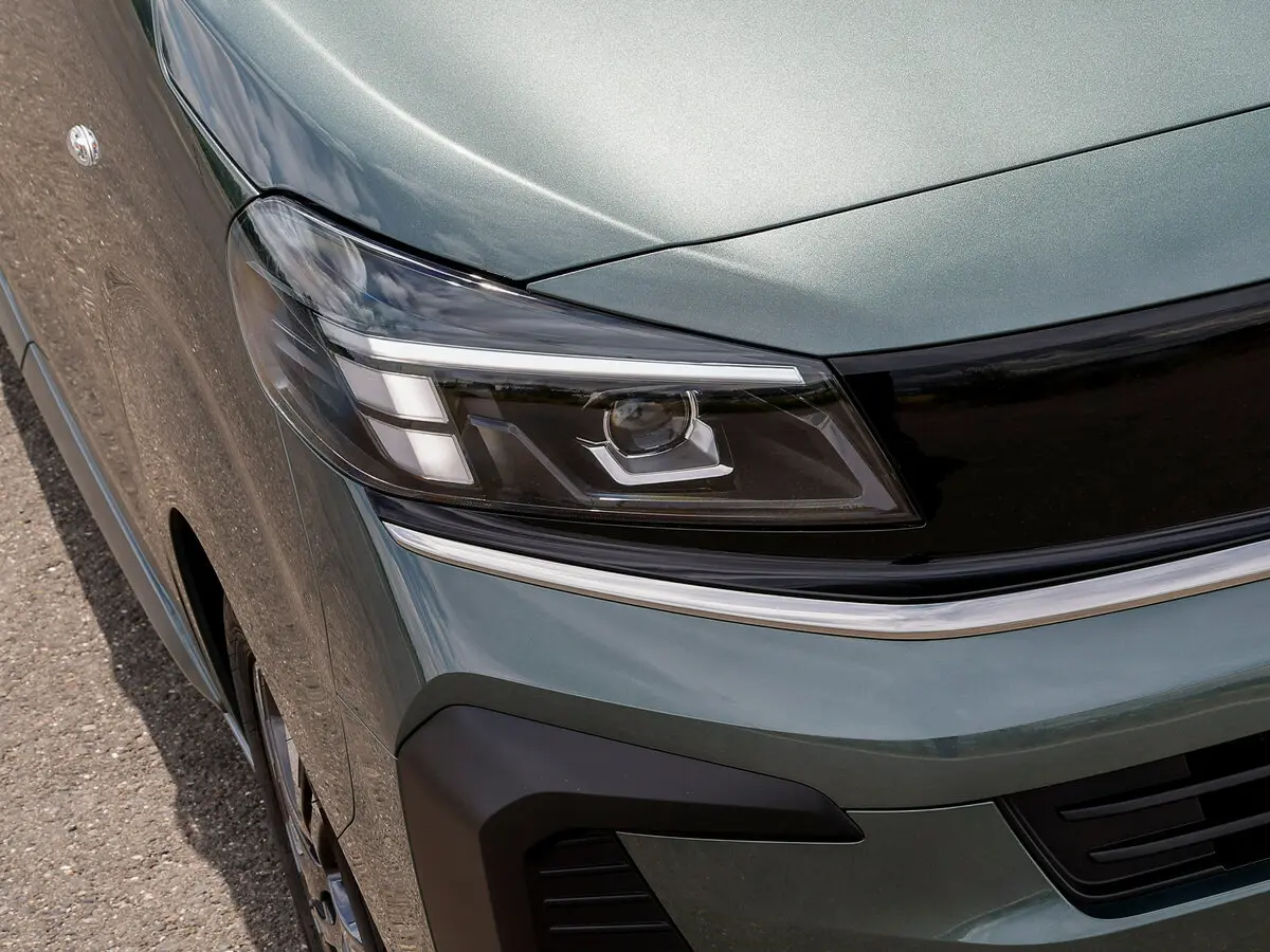 Opel Zafira Life I Рестайлинг Минивэн XL — photo 9