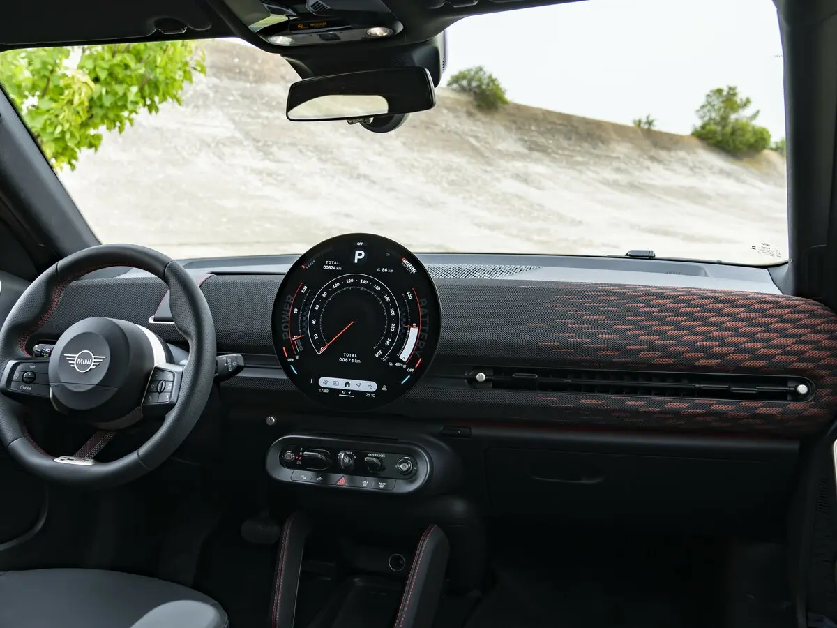 Mini Aceman 2024 – н.в. Внедорожник 5 дв. JCW — 照片 6