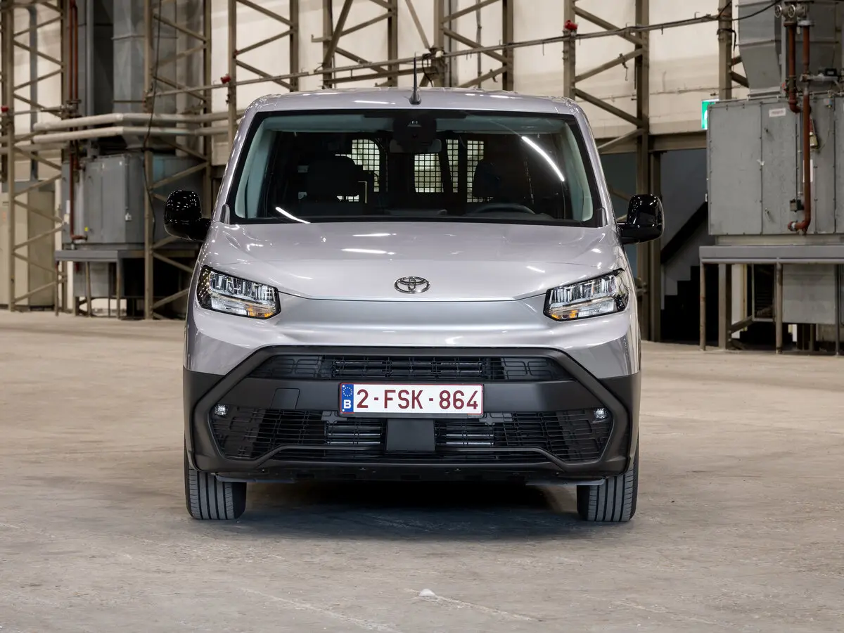 Toyota ProAce City I Рестайлинг Фургон L2 — фото 3