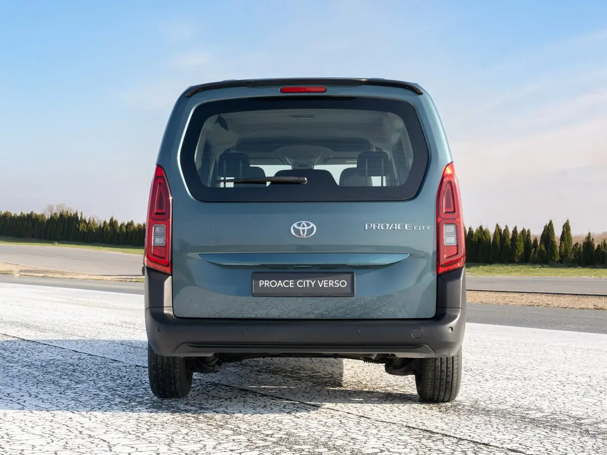 Toyota ProAce City I Рестайлинг Компактвэн Verso L2 — фото 4