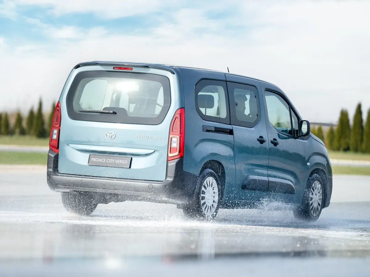 Toyota ProAce City I Рестайлинг Компактвэн Verso L2 — фото 5