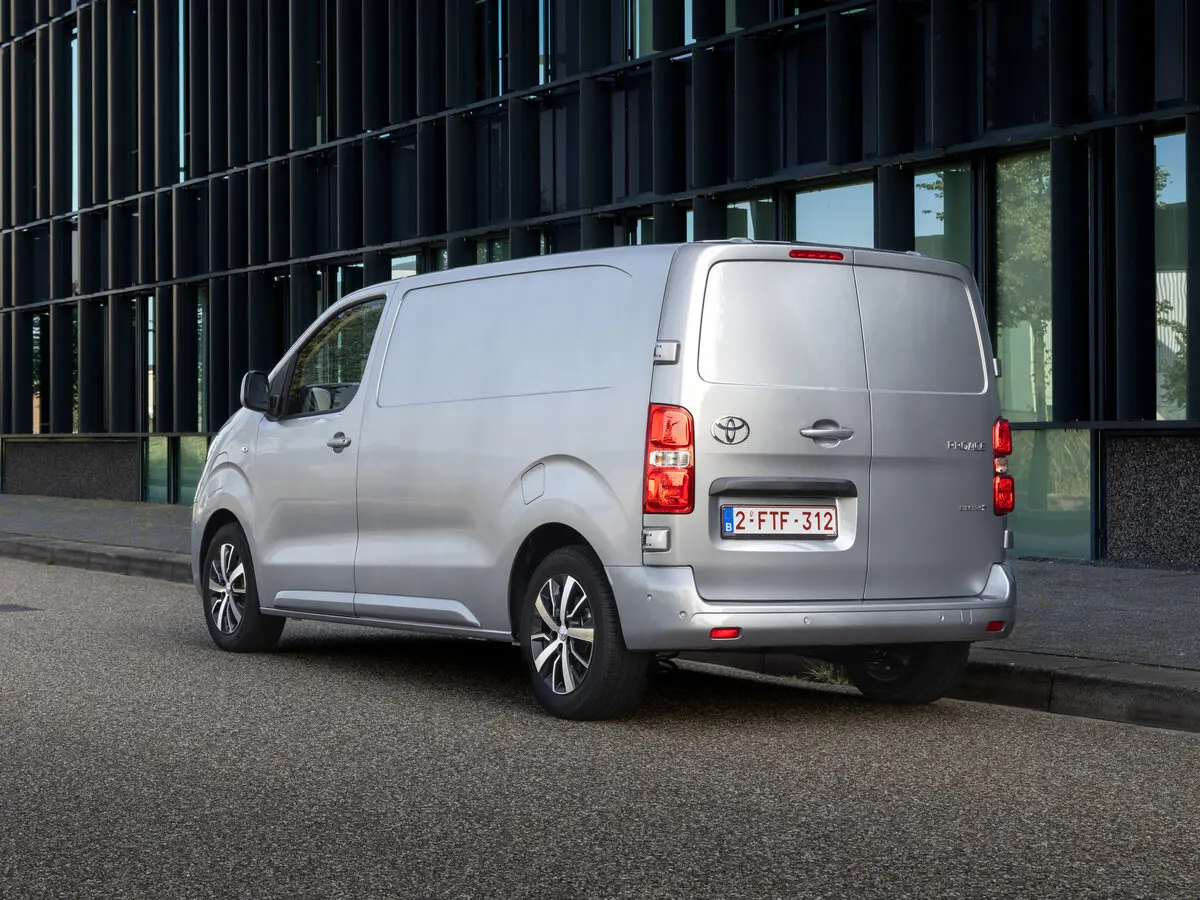 Toyota ProAce II Рестайлинг Фургон L1 — сүрөт 5