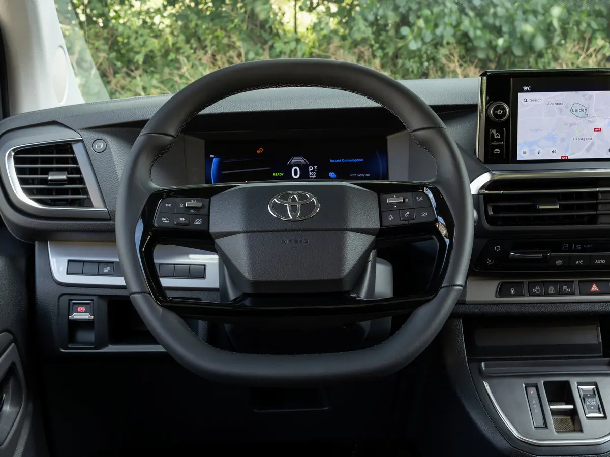 Toyota ProAce II Рестайлинг Минивэн Verso L1 — сүрөт 9
