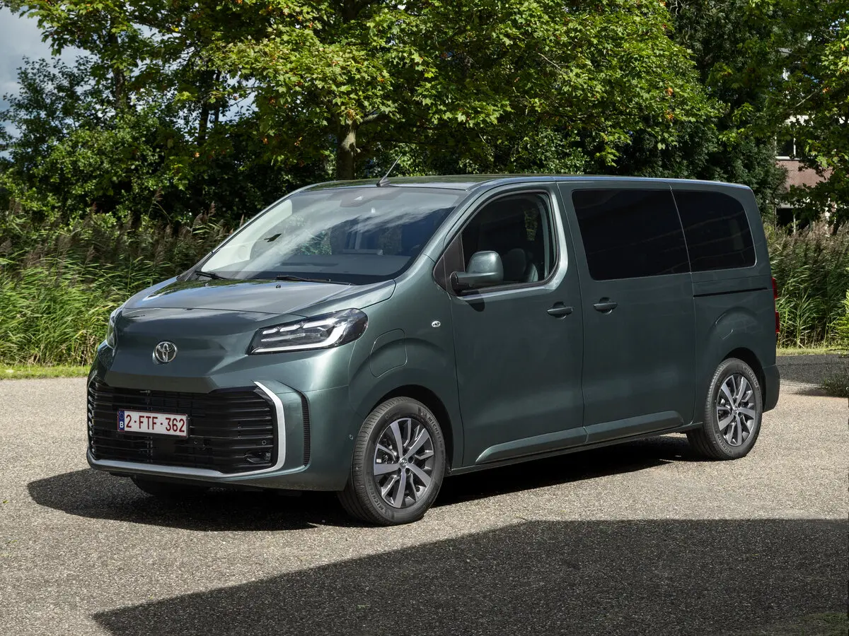 Toyota ProAce II Рестайлинг Минивэн Verso L2