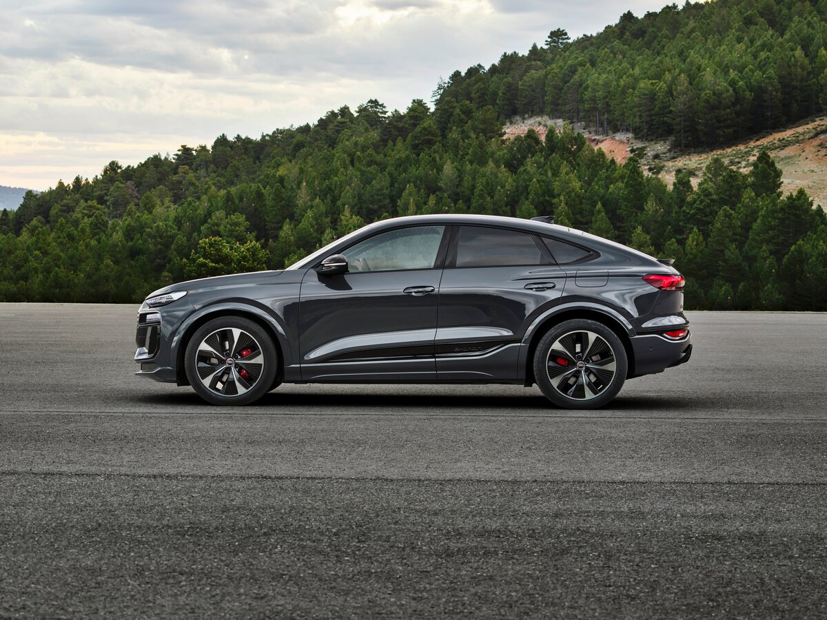 Audi Q6 Sportback e-tron 2024 – н.в. Внедорожник 5 дв. — фото 2