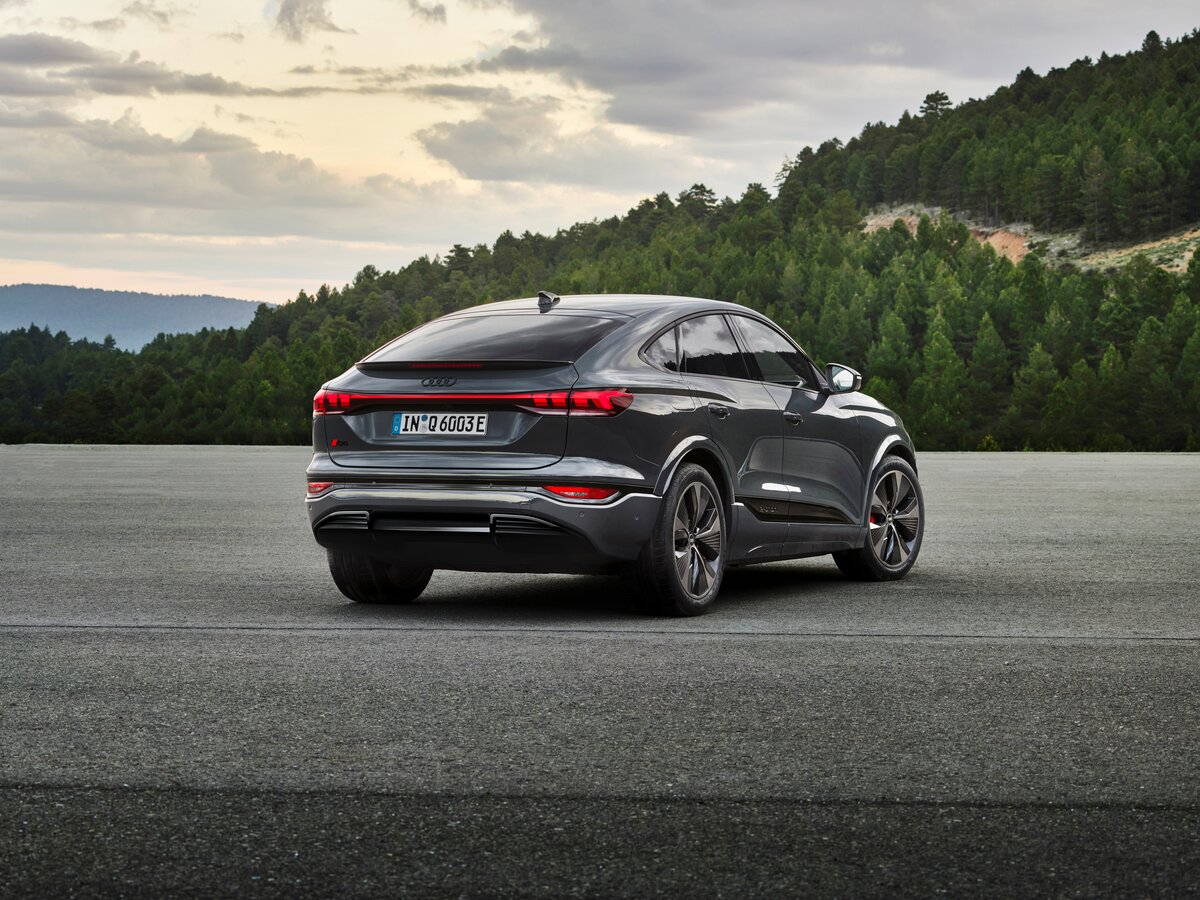 Audi Q6 Sportback e-tron 2024 – н.в. Внедорожник 5 дв. — фото 3