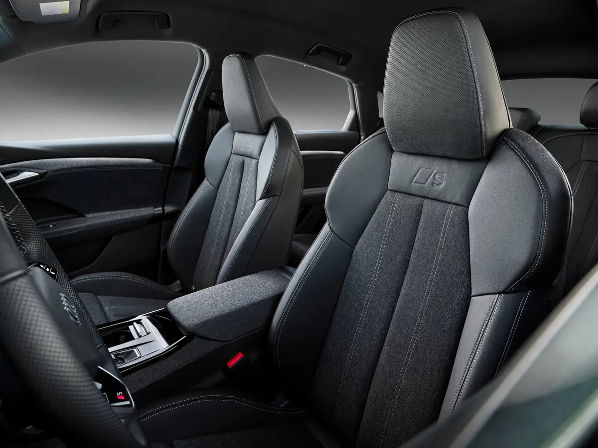 Audi Q6 Sportback e-tron 2024 – н.в. Внедорожник 5 дв. — сүрөт 11