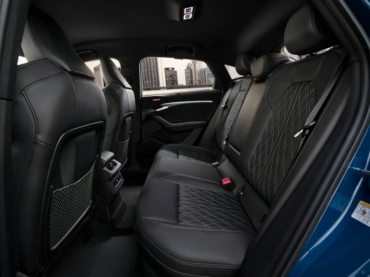 Audi SQ6 Sportback e-tron 2024 – н.в. Внедорожник 5 дв. — photo 5