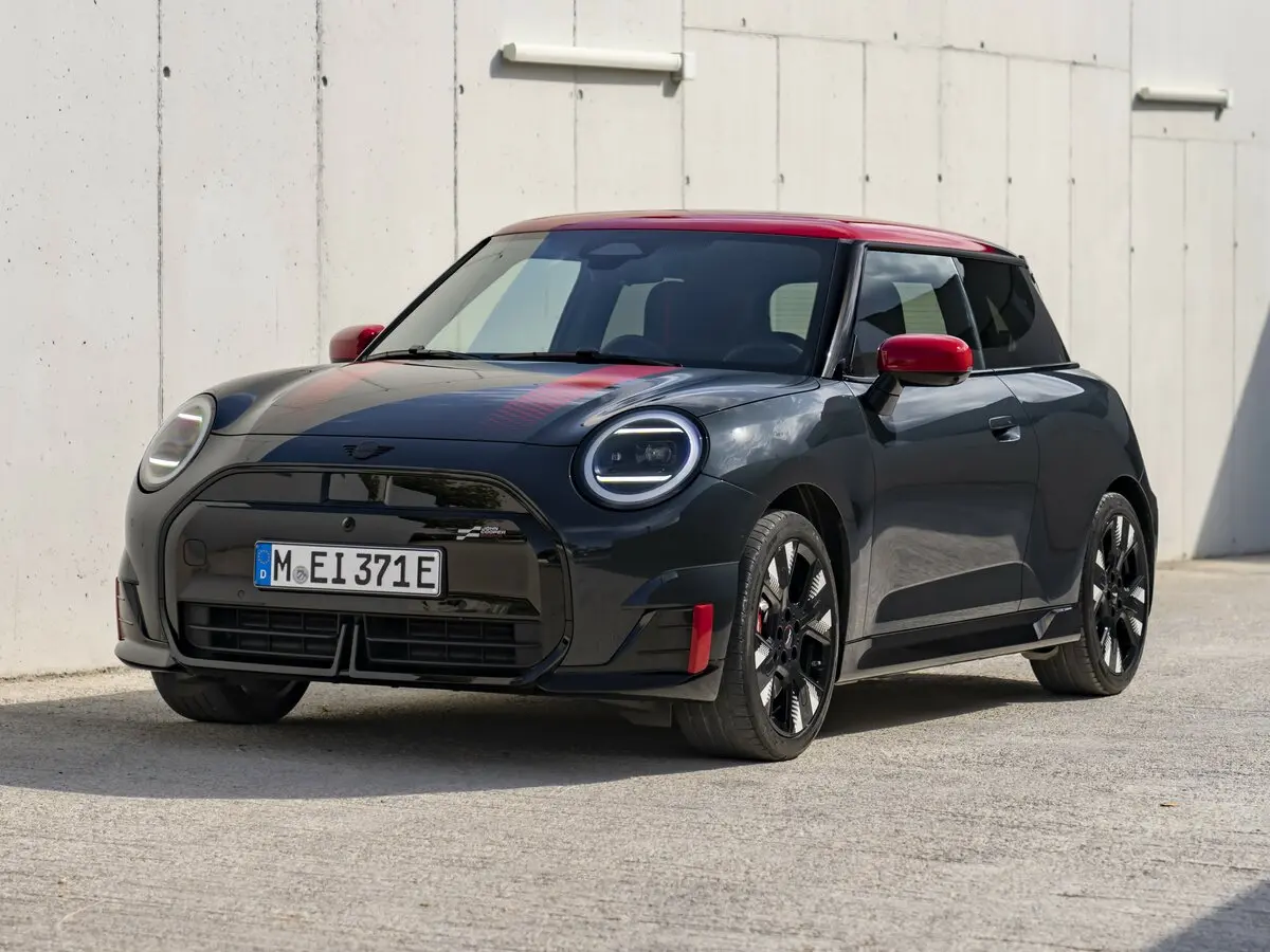 Mini Hatch IV (F65/F66/J01) Хэтчбек 3 дв. JCW Electric