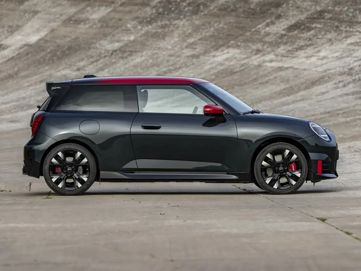 Mini Hatch IV (F65/F66/J01) Хэтчбек 3 дв. JCW Electric — фото 2