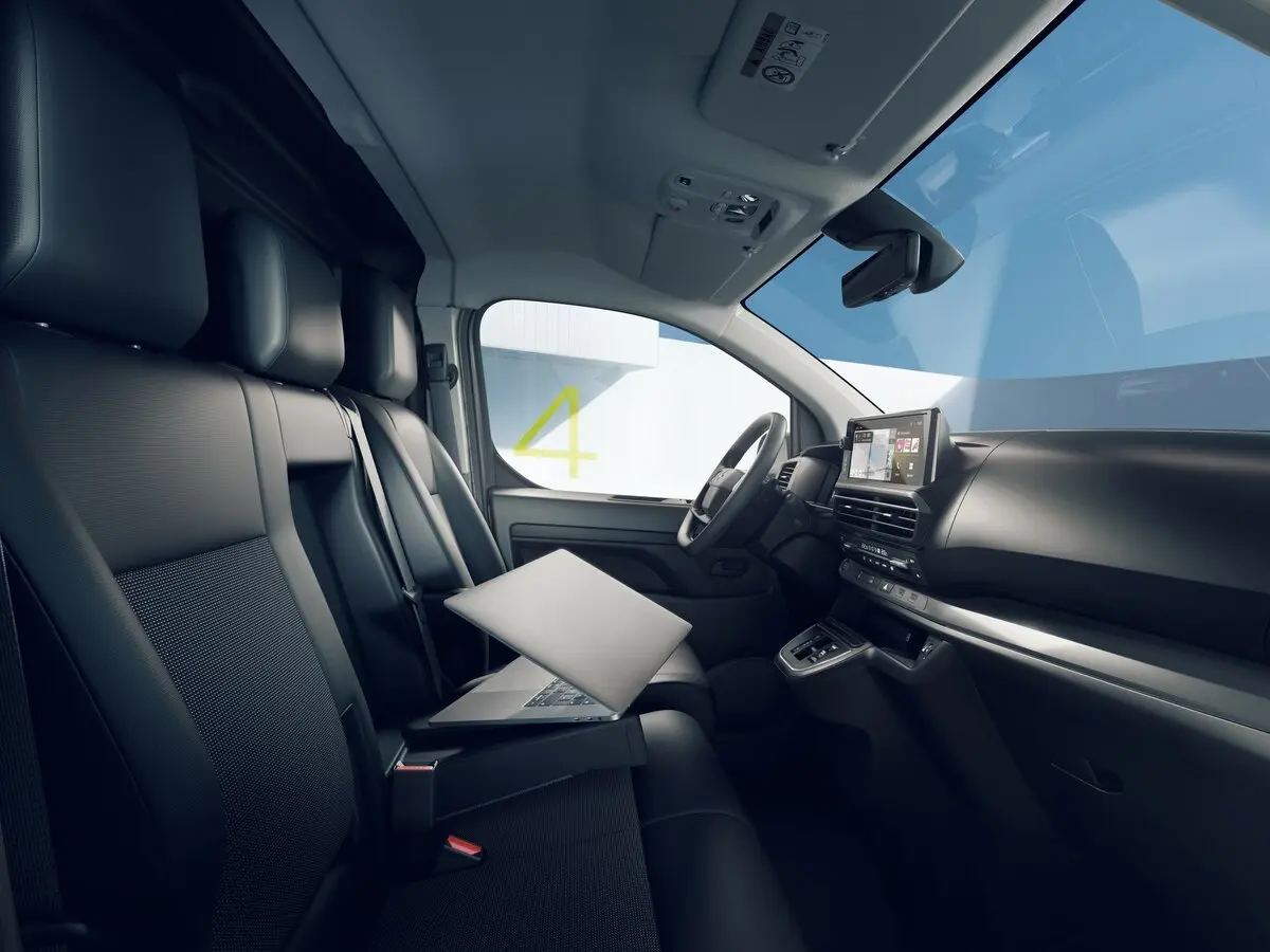 Opel Vivaro C Рестайлинг Фургон — сүрөт 5