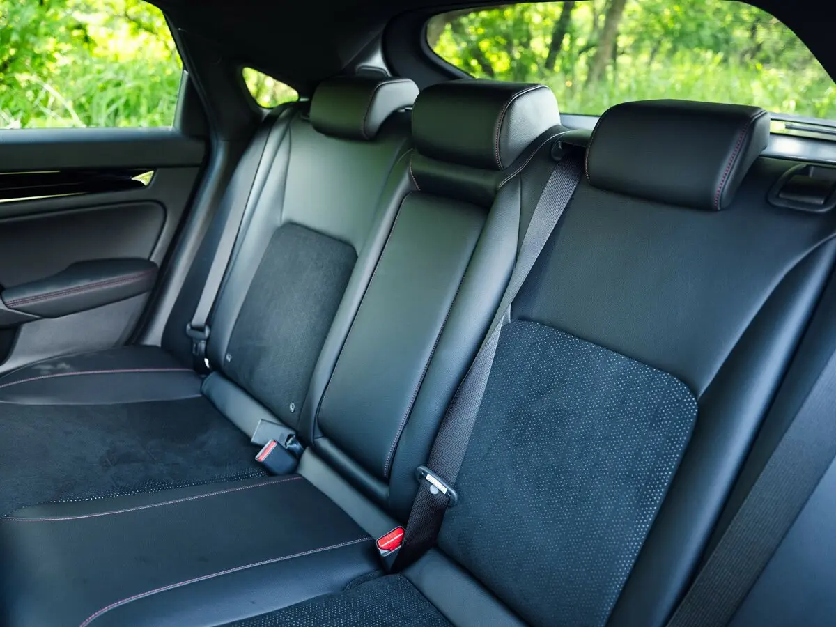 Honda Civic XI Рестайлинг Хэтчбек 5 дв. — фото 8