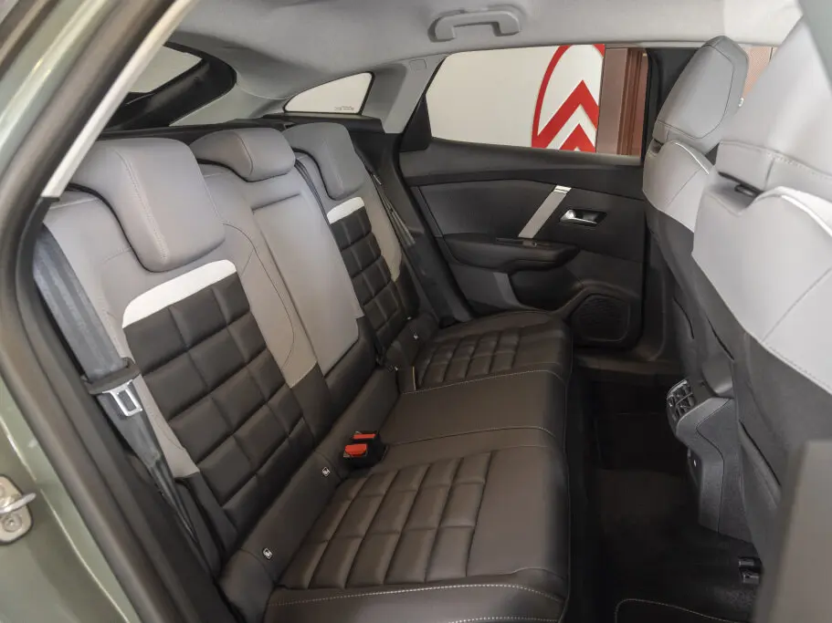 Citroen C4 III Рестайлинг Хэтчбек 5 дв. — сүрөт 11
