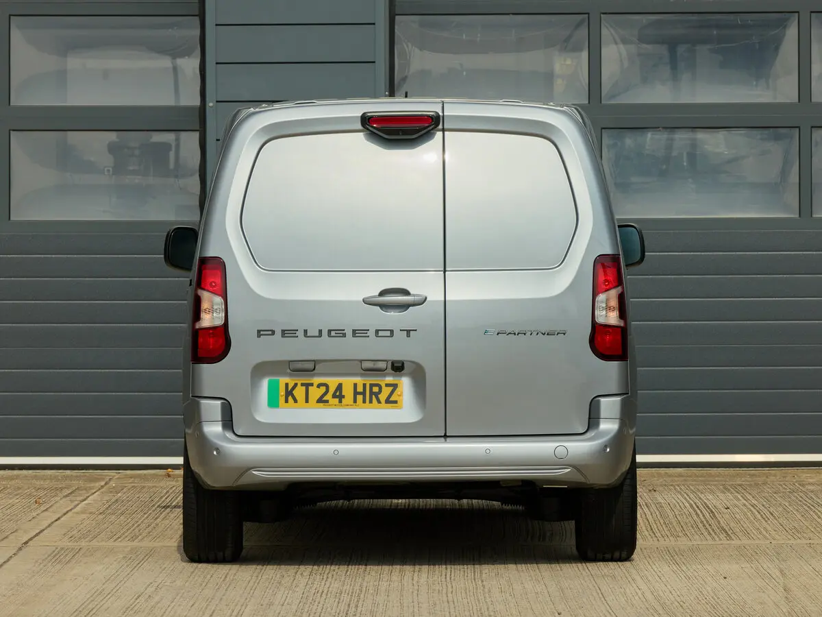 Peugeot Partner III Рестайлинг Фургон L2 — сүрөт 2