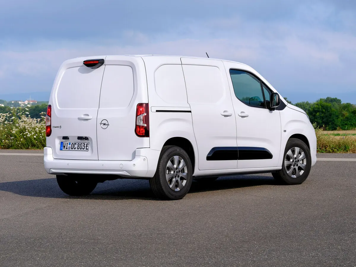 Opel Combo E Рестайлинг Фургон — сүрөт 2