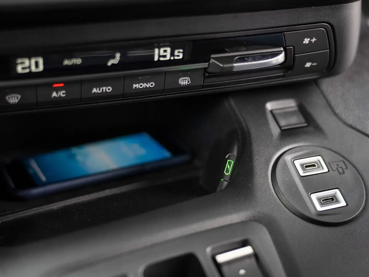 Opel Combo E Рестайлинг Фургон — сүрөт 8