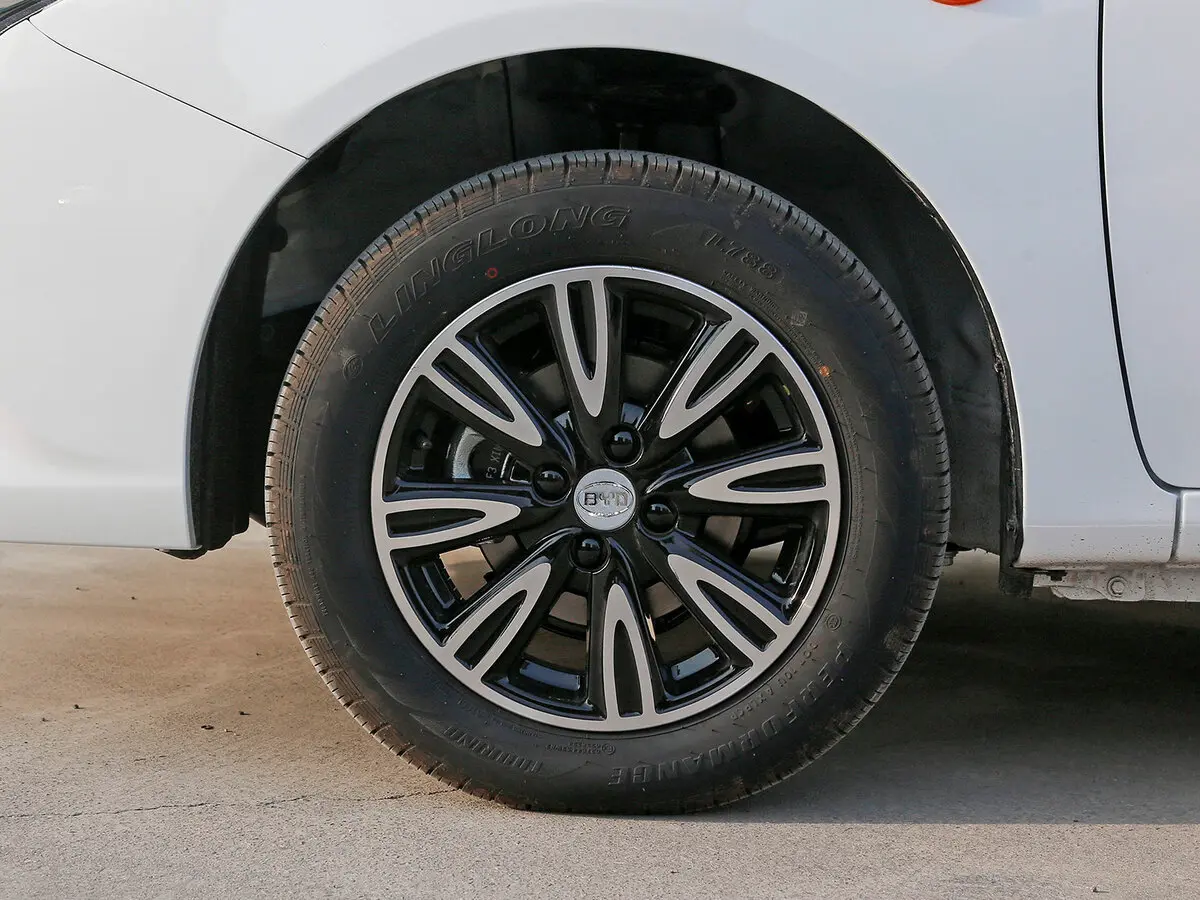 BYD F3 I Рестайлинг 2 Седан — сүрөт 12