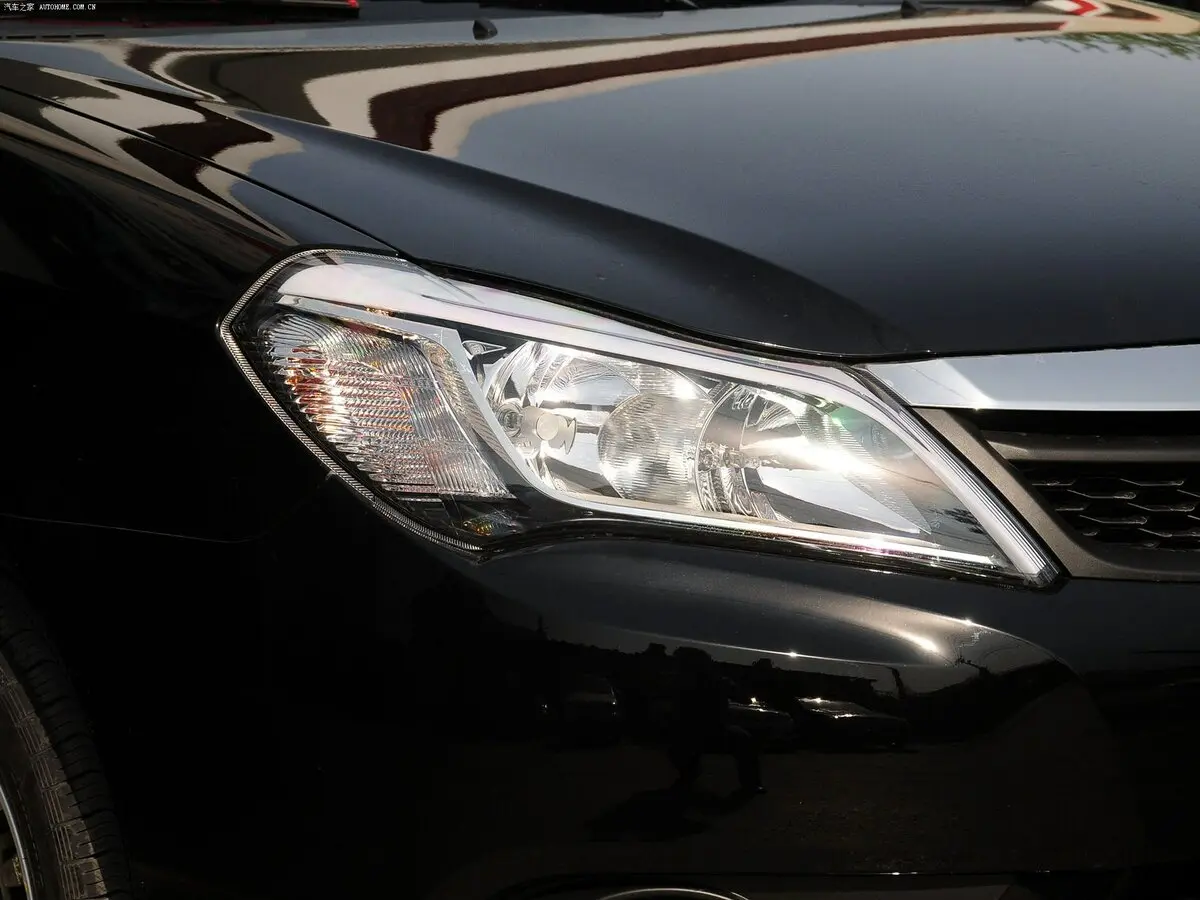 BYD F3 I Рестайлинг Седан — сүрөт 9