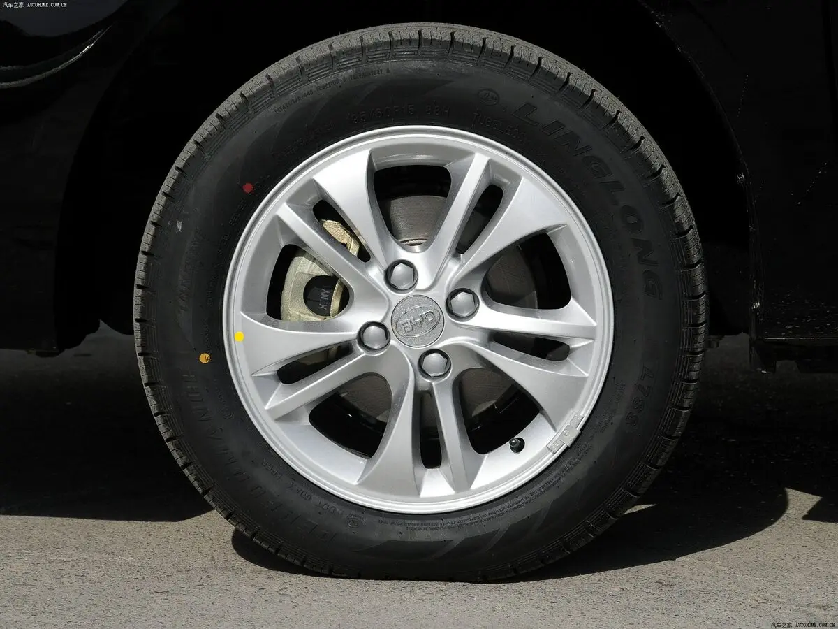 BYD F3 I Рестайлинг Седан — сүрөт 11