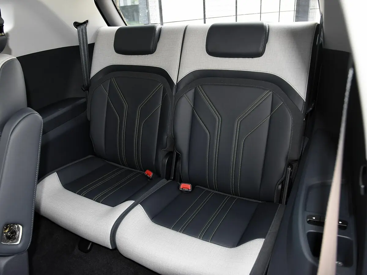 Baojun RM-5 2019 – 2021 Минивэн — сүрөт 9