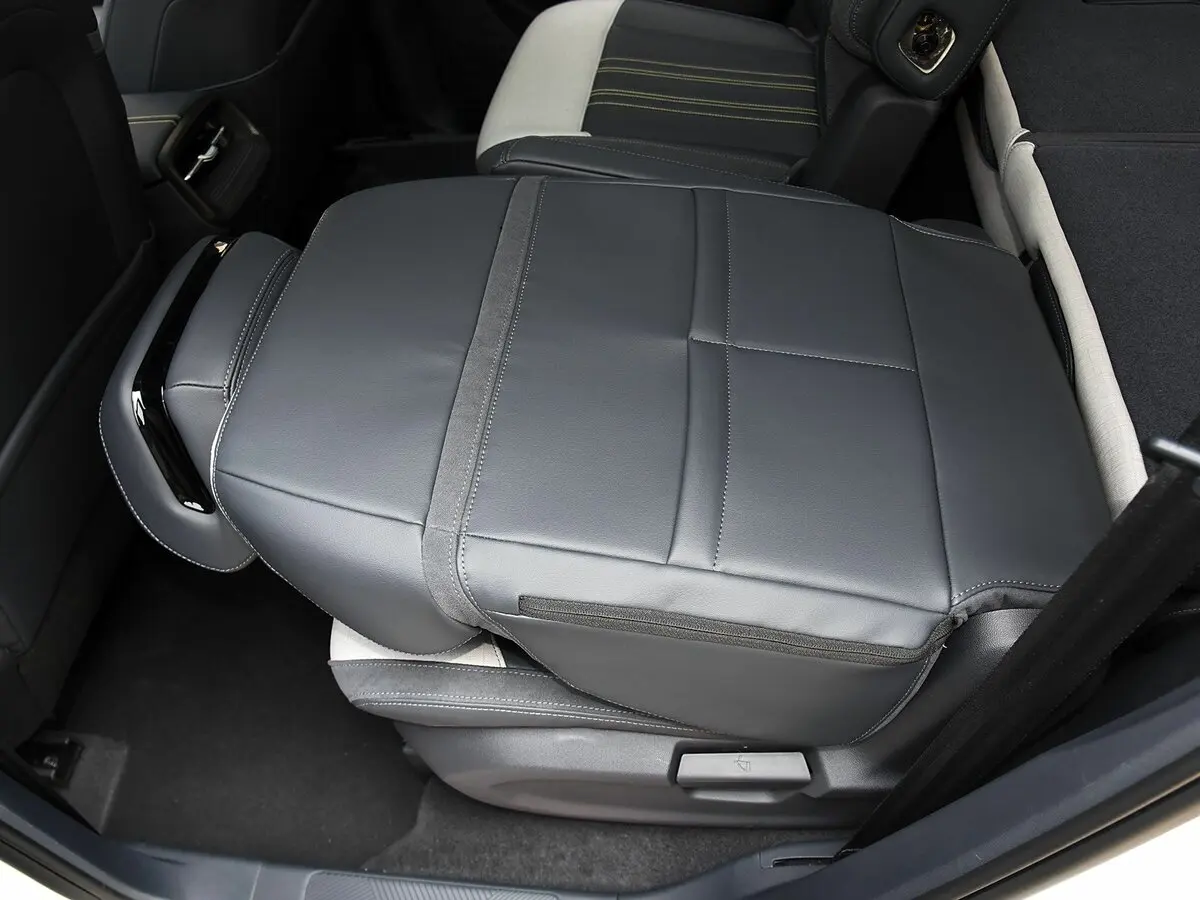 Baojun RM-5 2019 – 2021 Минивэн — сүрөт 15