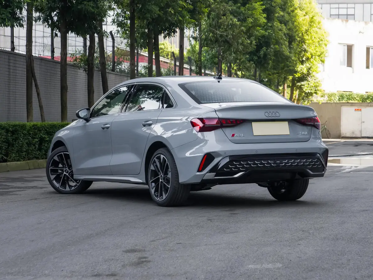 Audi A3 IV (8Y) Рестайлинг Седан L — сүрөт 5
