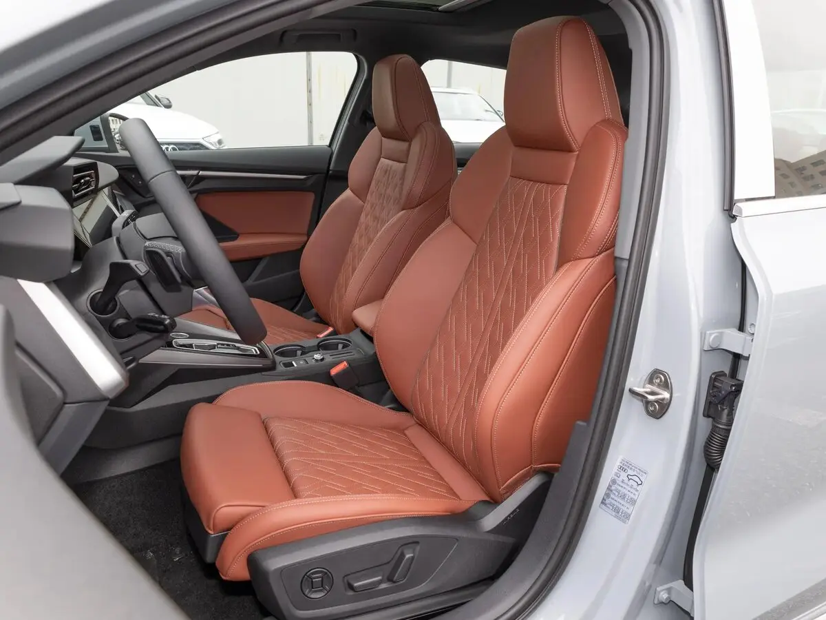 Audi A3 IV (8Y) Рестайлинг Седан L — сүрөт 7