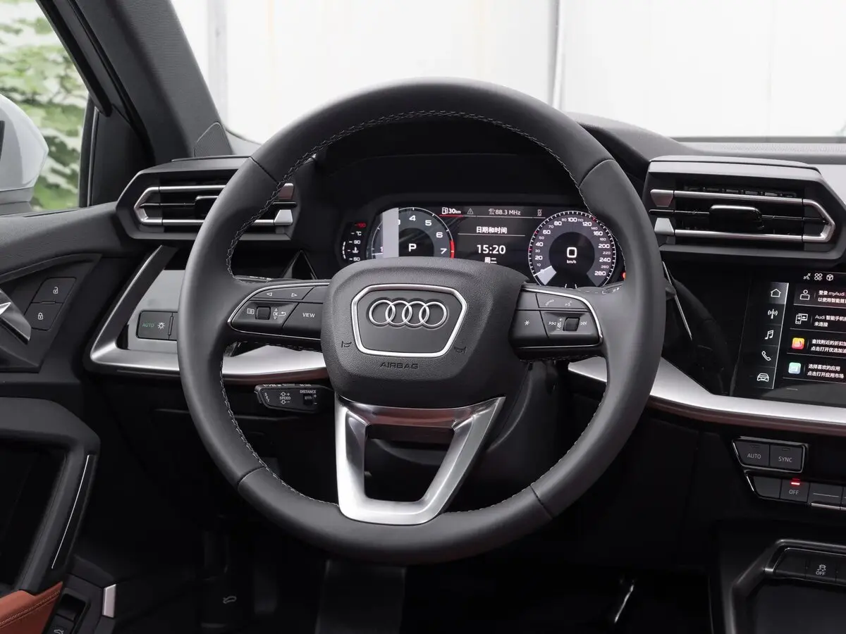 Audi A3 IV (8Y) Рестайлинг Седан L — сүрөт 9