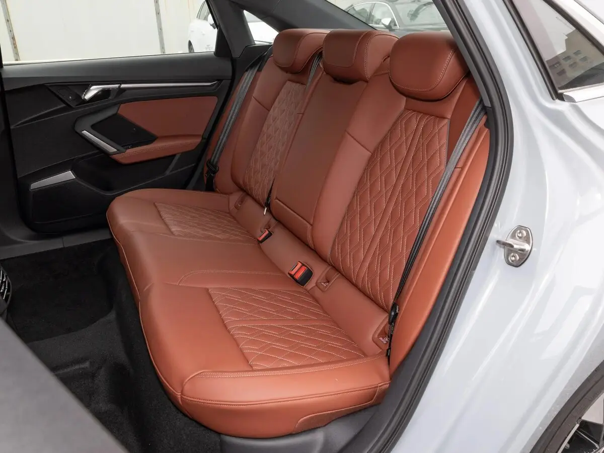 Audi A3 IV (8Y) Рестайлинг Седан L — сүрөт 11