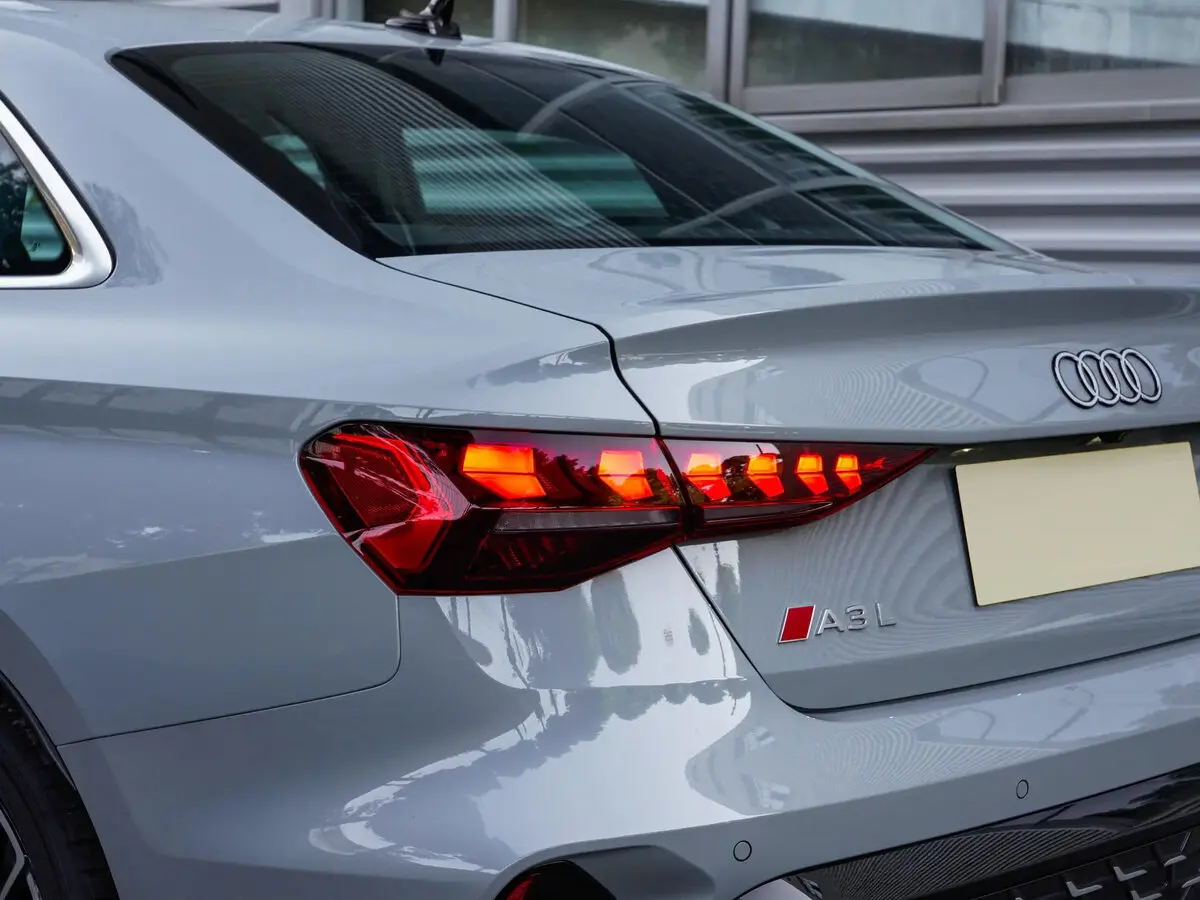 Audi A3 IV (8Y) Рестайлинг Седан L — сүрөт 17