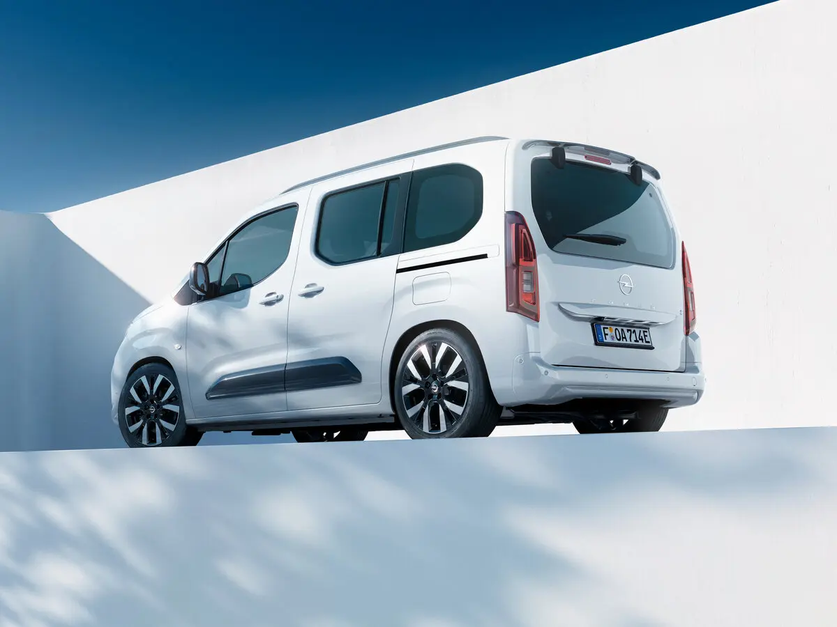 Opel Combo E Рестайлинг Компактвэн — сүрөт 2