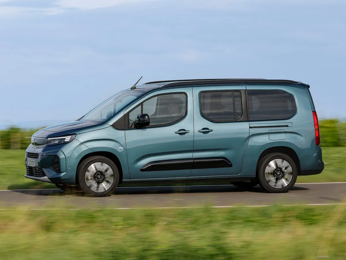 Opel Combo E Рестайлинг Компактвэн XL — сүрөт 2