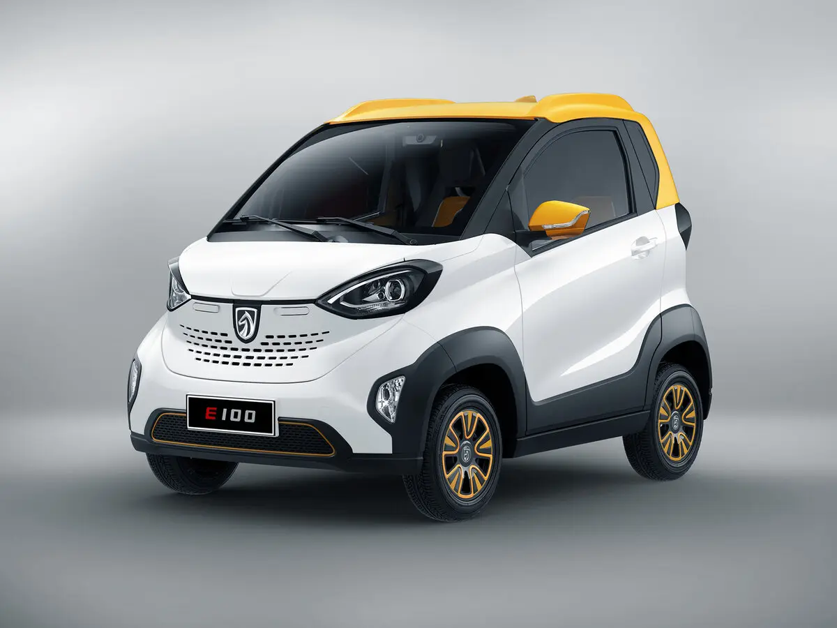 Baojun E100 2017 – 2021