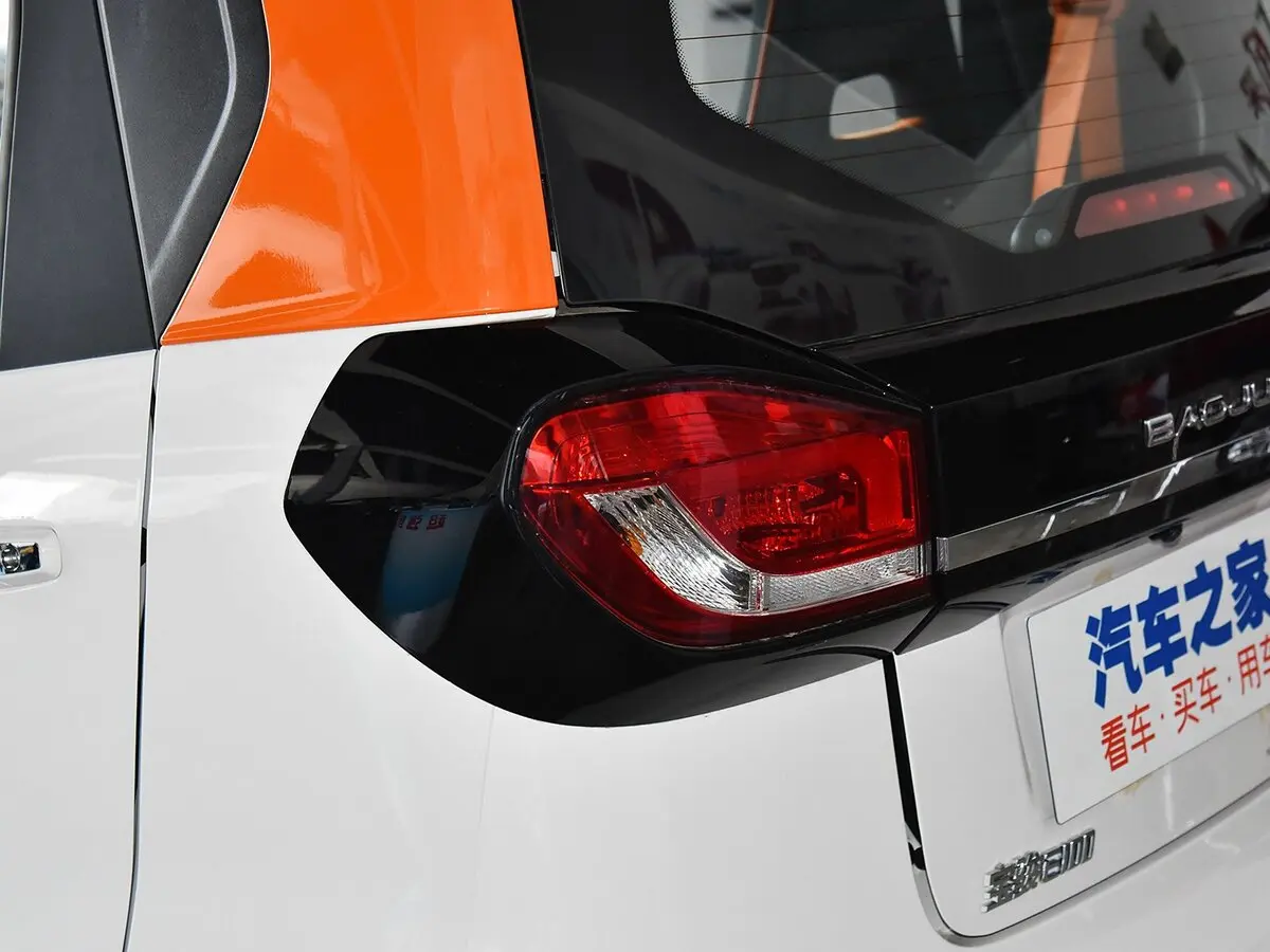 Baojun E100 2017 – 2021 Хэтчбек 3 дв. — сүрөт 13
